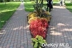 Building Photo - 7 Bond St