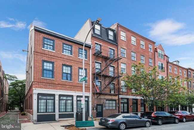 Building Photo - 48 N Front St