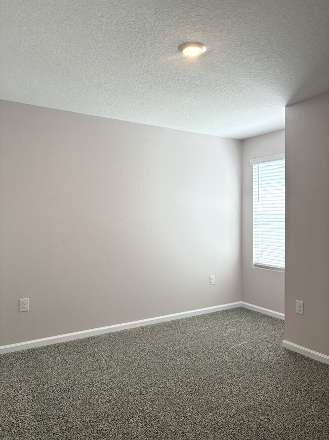 Building Photo - 5983 Ortega Lk Dr