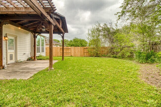 Building Photo - 142 Anvil Rock Ln