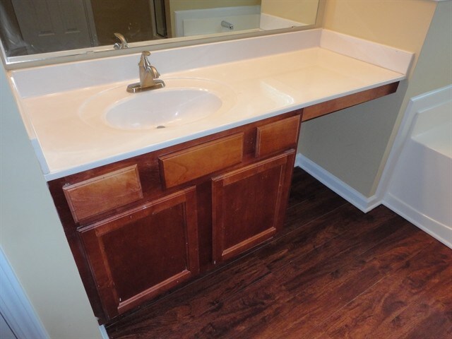 Building Photo - 2992 Briaroak Dr