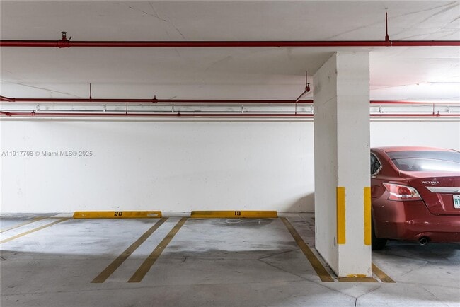 Building Photo - 280 SW 20th Rd