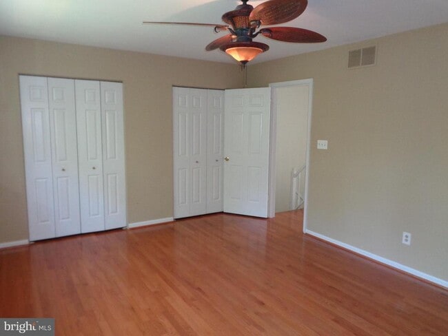 Building Photo - 10 Donagh Ct