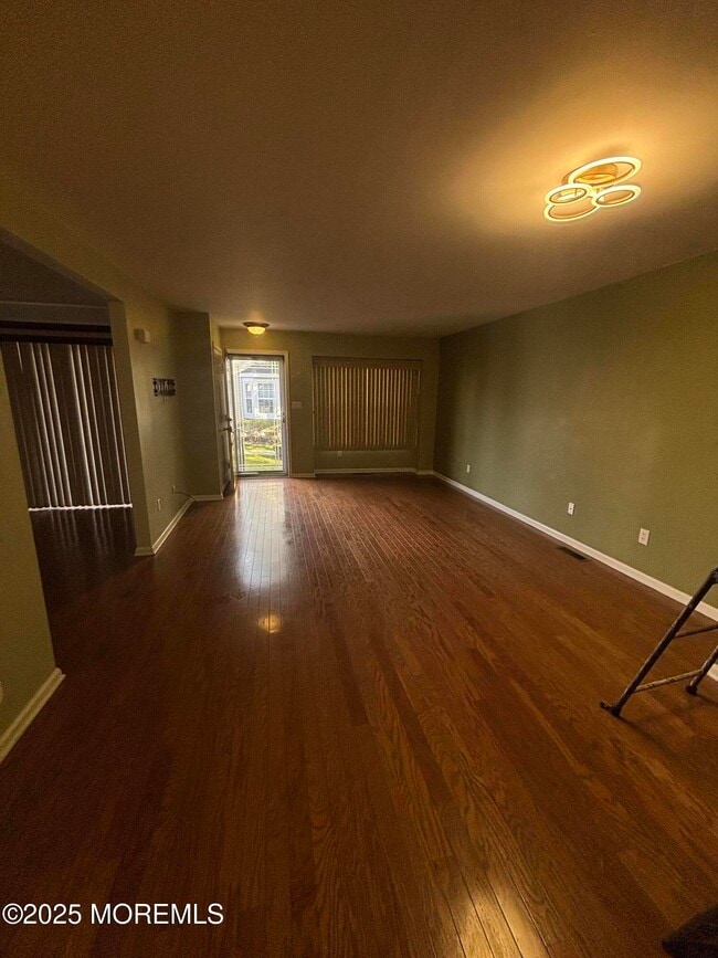 Building Photo - 206 Brookfield Dr