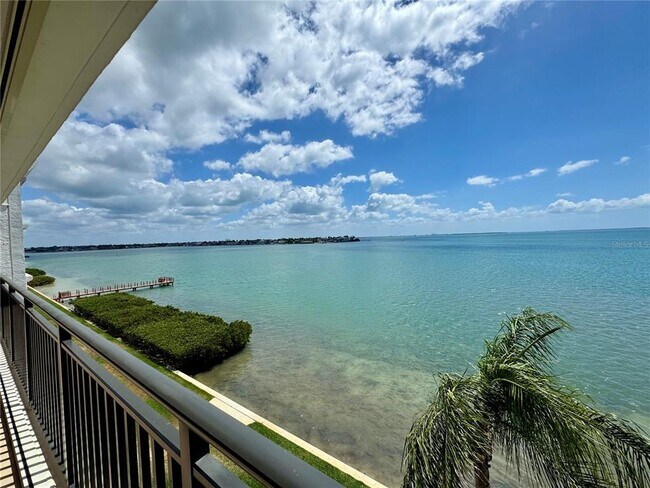 Building Photo - 5700 Escondida Blvd S