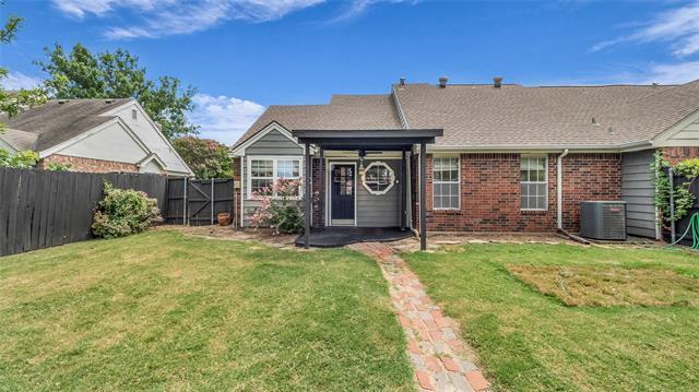 Building Photo - 1407 Broadmoor Dr