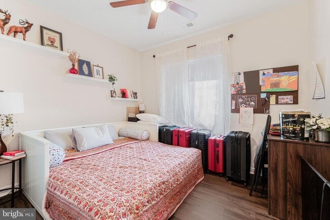 Building Photo - 23619 Waterford Downs Terrace