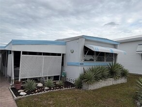 Building Photo - 4108 10th St Ct E