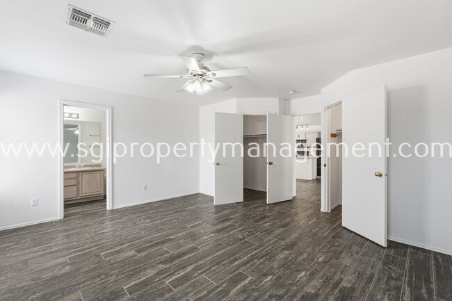 Building Photo - 714 East Michigan Ave