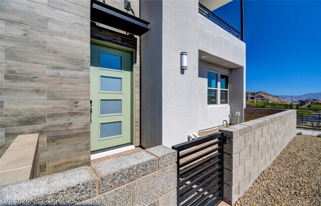 Building Photo - 1550 Stone Perch St