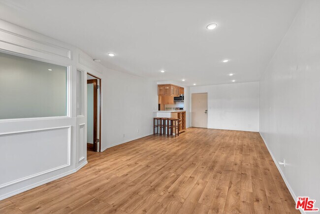 Building Photo - 7742 Redlands St