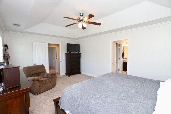 Building Photo - 545 Curlew Cir