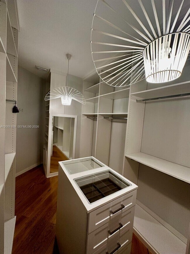 Building Photo - 223 NW 129th Ave