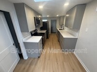 Building Photo - 704 La Poblana Rd NW