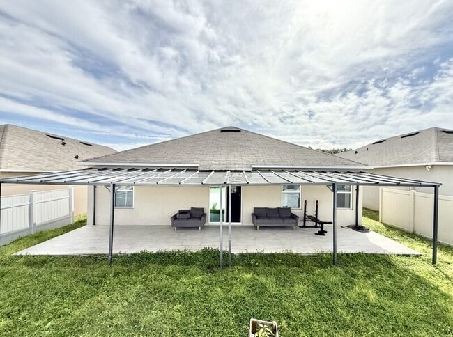 Building Photo - 157 Sunny Day Wy