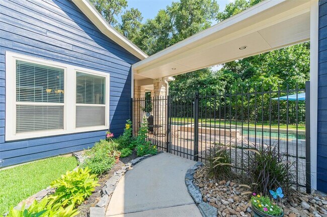 Building Photo - 3602 Rosalie Park Ct