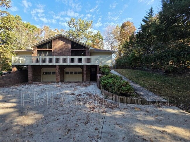 Primary Photo - 3719 Crestview Pl