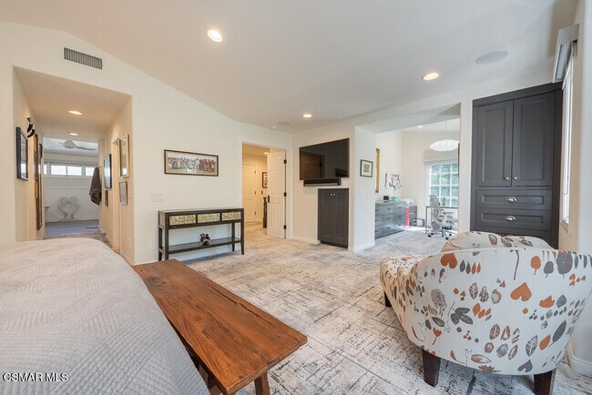 Building Photo - 2491 Swanfield Ct