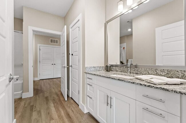 Building Photo - 12580 Windy Pointe Lp