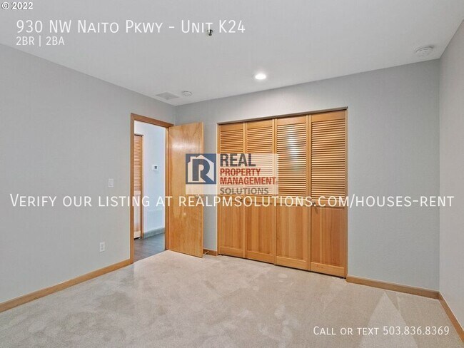 Building Photo - 930 NW Naito Pkwy