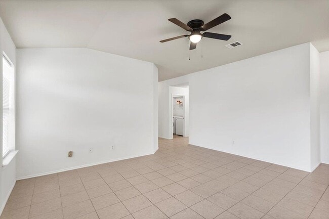Building Photo - 2721 Breezy Point Cove