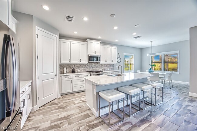 Building Photo - 2925 Willow Ridge Ct