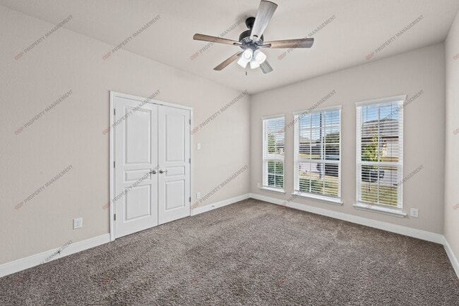 Building Photo - Magnificent home in Wyndham Hill Community! -Refrigerator, Washer/Dryer, and Lawn Care ALL INCLUDED