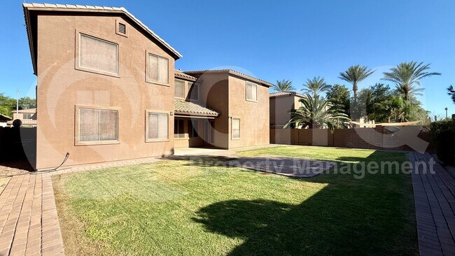 Building Photo - 440 S Emerson St