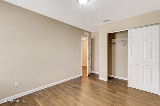 Building Photo - 8151 Lanette St