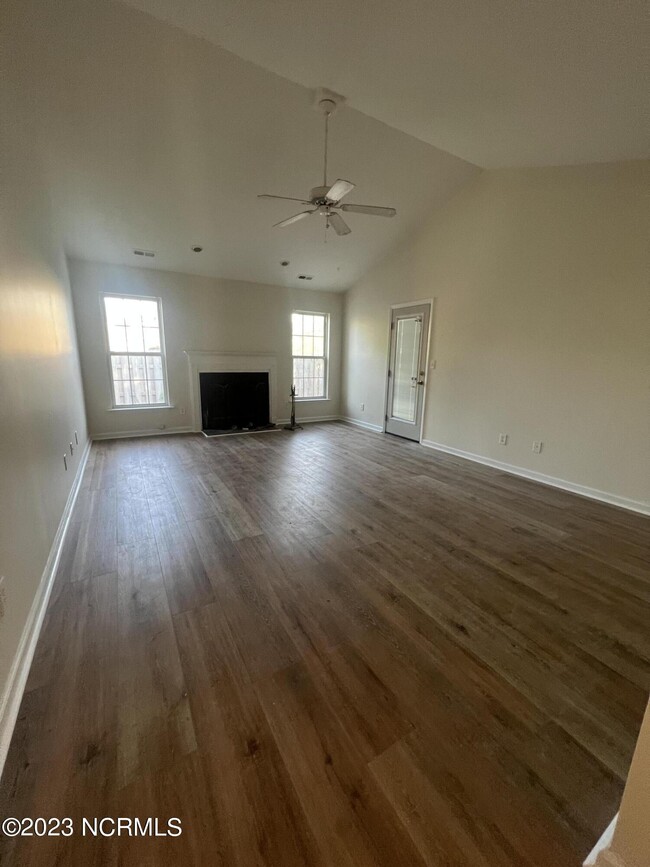 Building Photo - 1504 Amhearst Ct