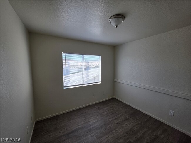 Building Photo - 8829 Cornwall Glen Ave