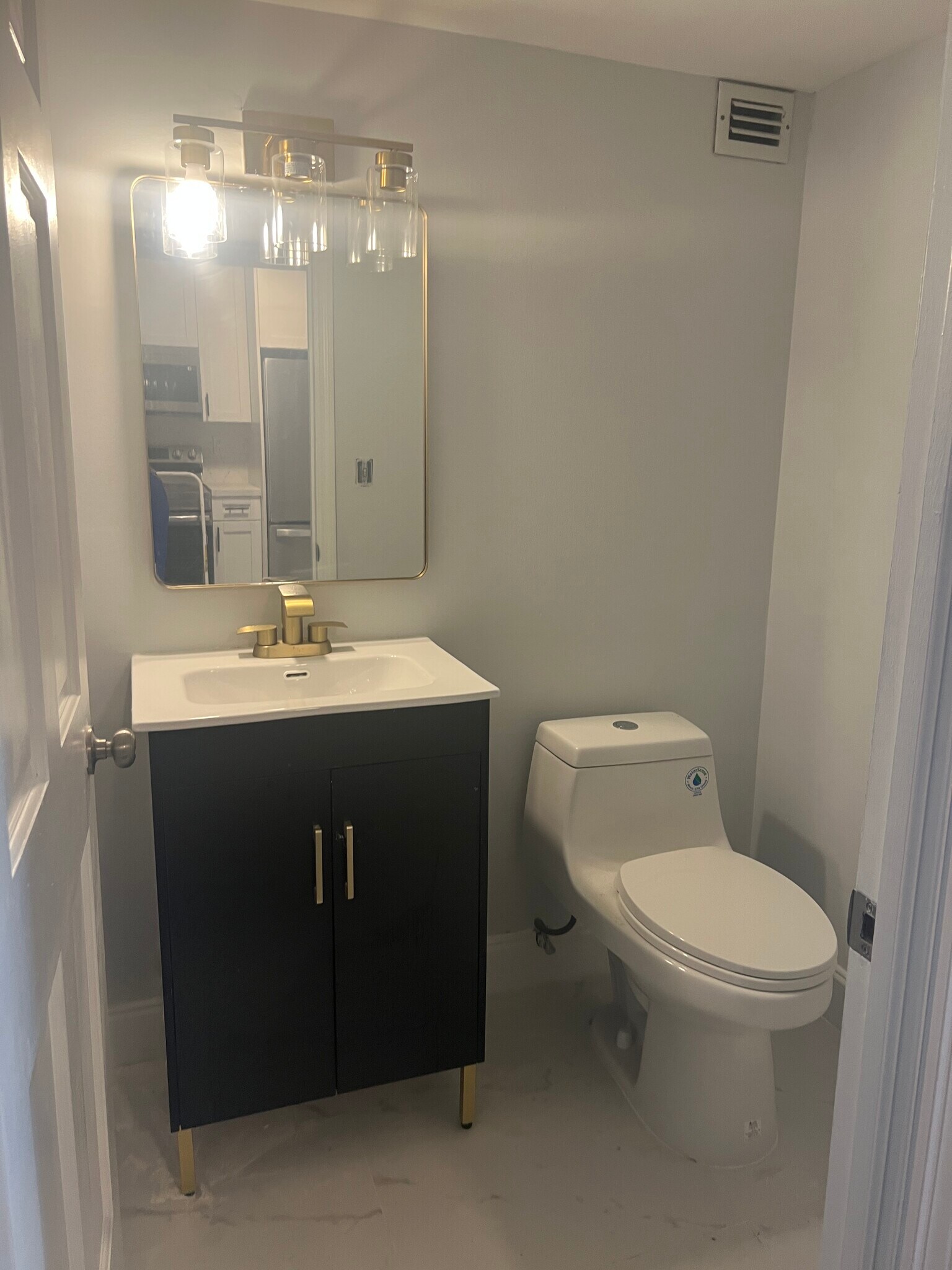 Building Photo - 1865 Brickell Ave