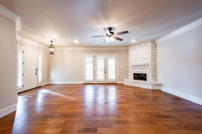 Building Photo - 4402 108th St