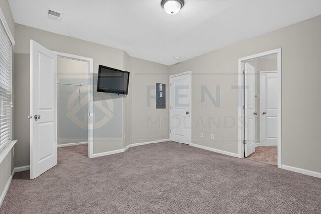 Building Photo - Townhouse in Hampton Forest