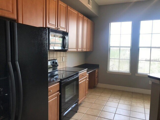 Building Photo - 501 Mirasol Cir