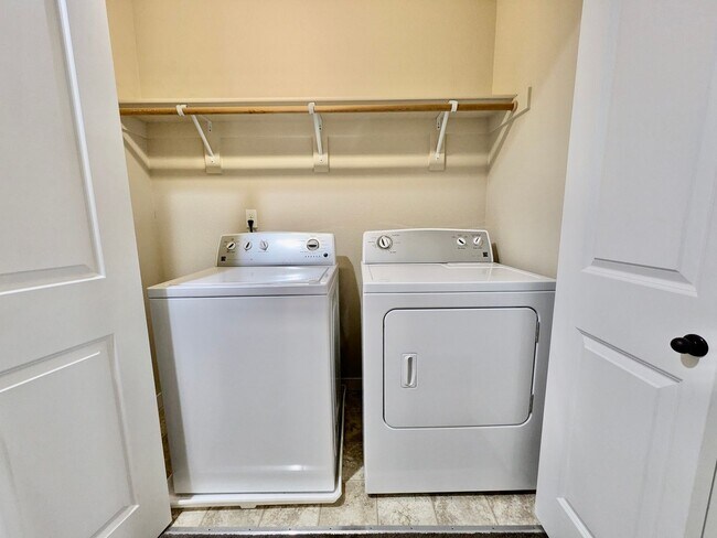 Building Photo - Beautiful 3 Bedroom Home Located in The Meadows at Baseline Woods Neighborhood Close to Nike and ...