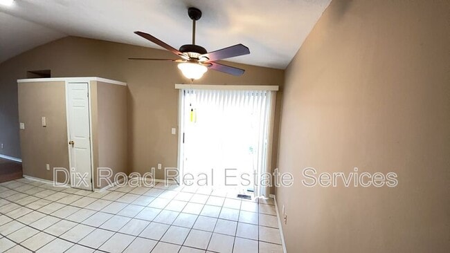 Building Photo - 1713 Bonita Dr