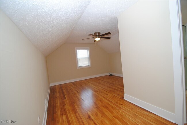 Building Photo - 26650 Detroit Rd