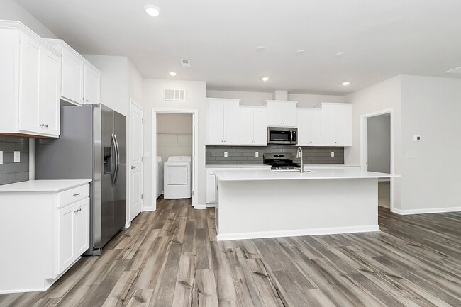 Building Photo - 1617 Swallow Tail Dr