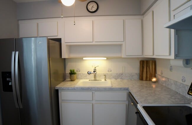 Building Photo - 1610 N Ocean Blvd