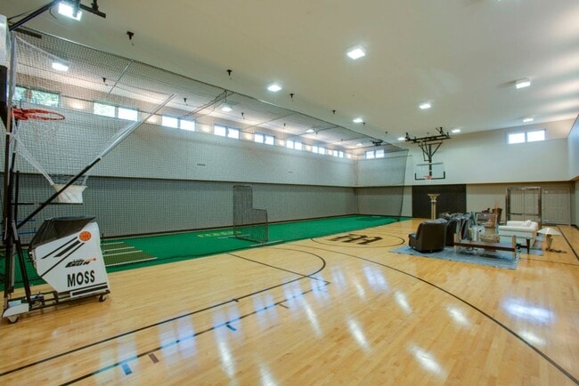 Building Photo - Resort Home