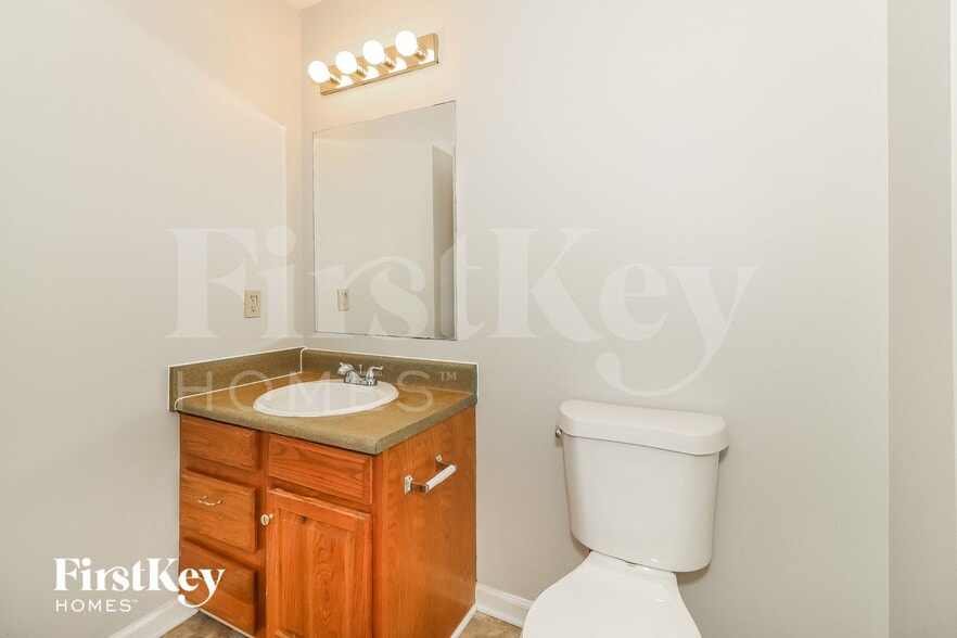 Building Photo - 6201 9th St