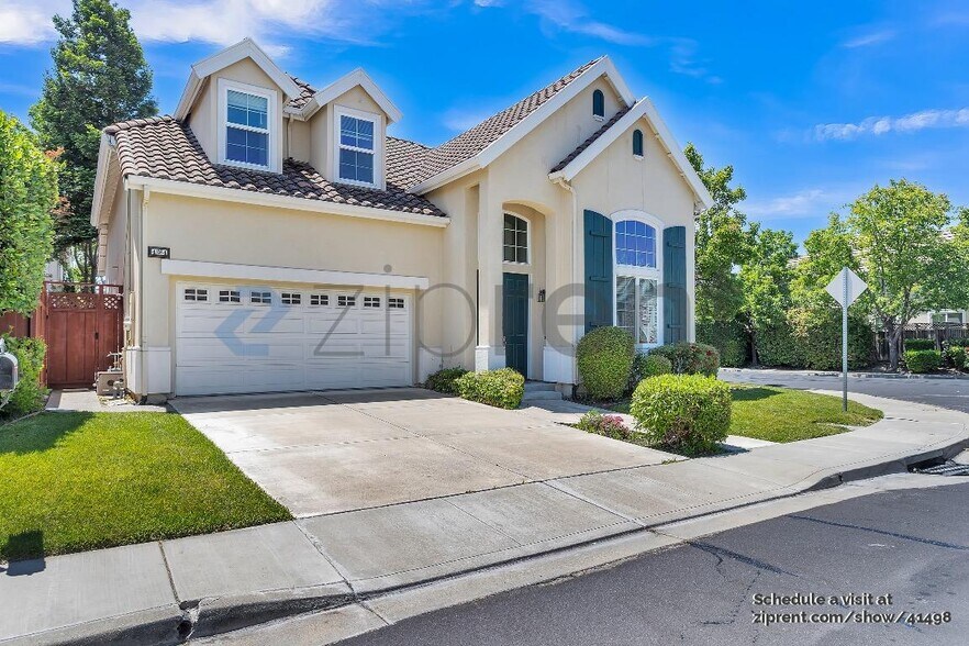 Building Photo - 4364 Belcarra Ct