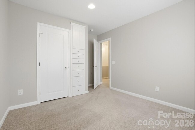 Building Photo - 3028 Misty Harbor Cir