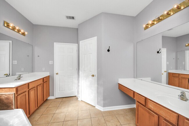 Building Photo - 26706 Bellwood Pines Dr