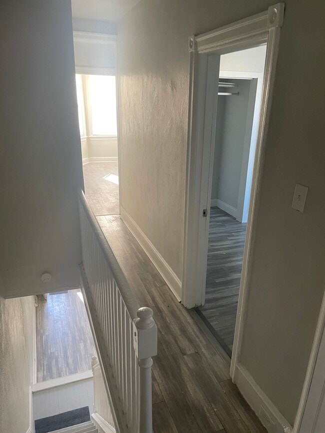 Building Photo - 4731 Princeton Ave