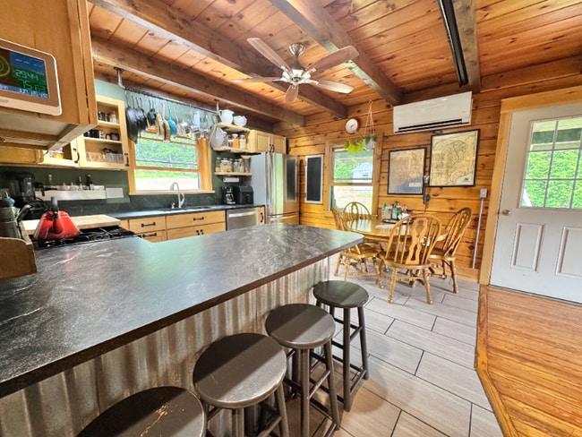 Building Photo - 1318 Bald Mountain Rd
