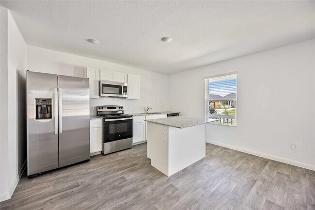 Building Photo - 16515 Jasmine Marie Pl