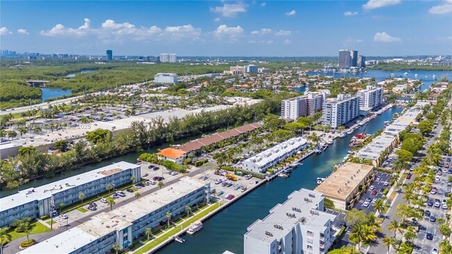 Building Photo - 3827 NE 166th St