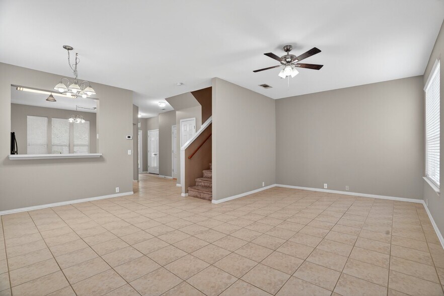 Building Photo - 10624 Traymore Dr